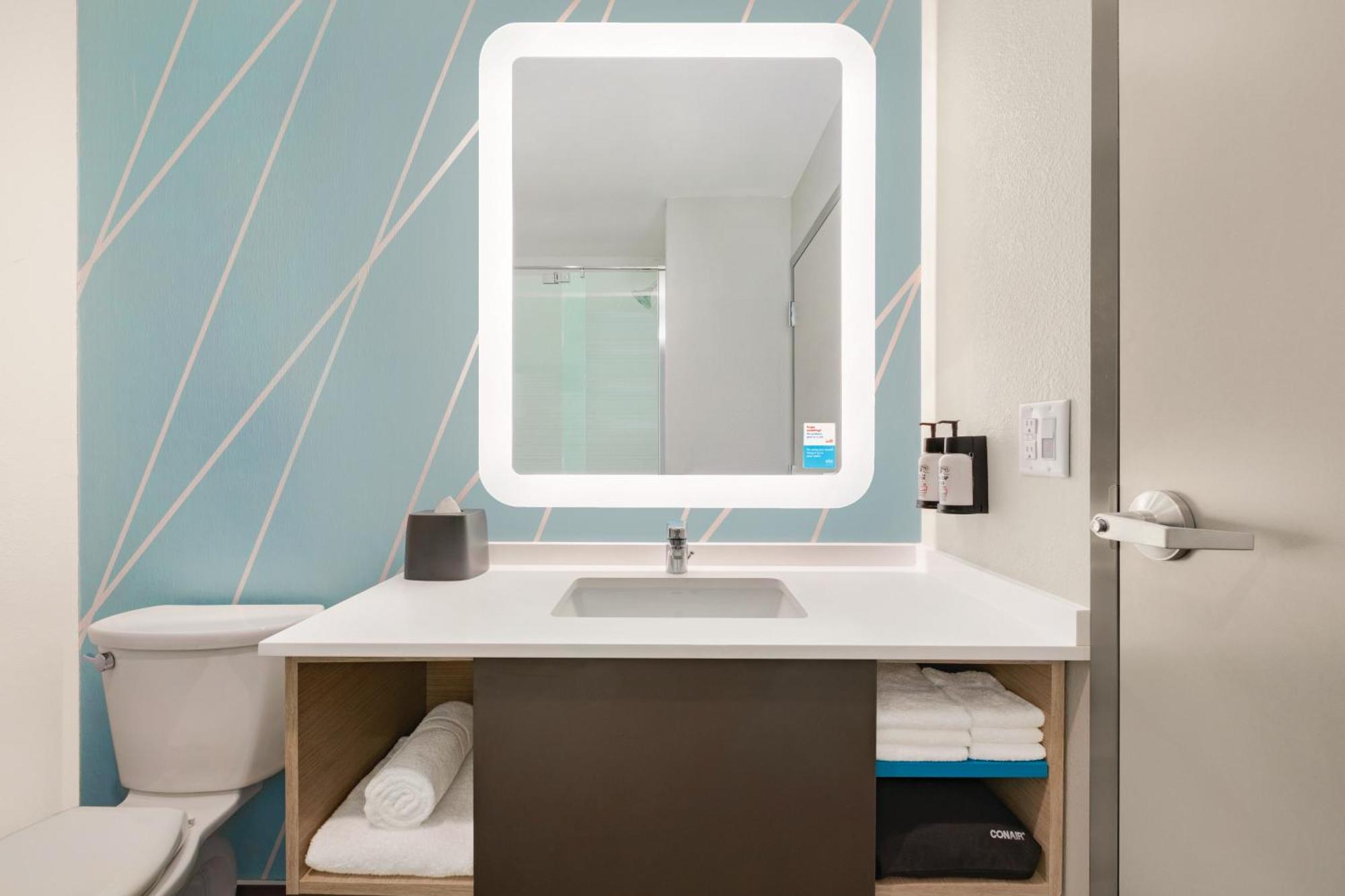 Avid Hotels - Tijuana - Otay By Ihg Exterior foto